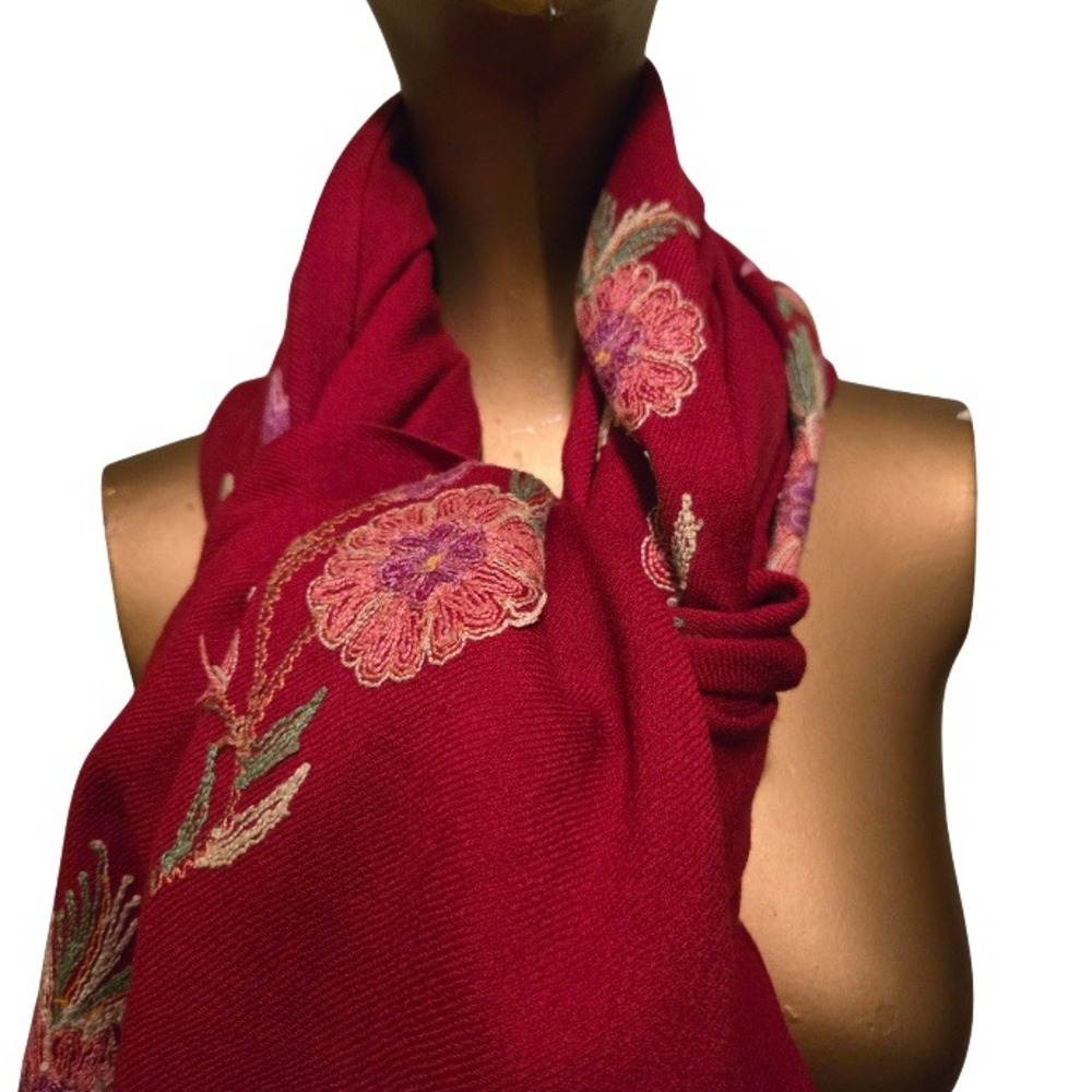 True Vintage Deep Red Embroidered Floral Boho Cottagecore‎ Long Wool Wrap Scarf